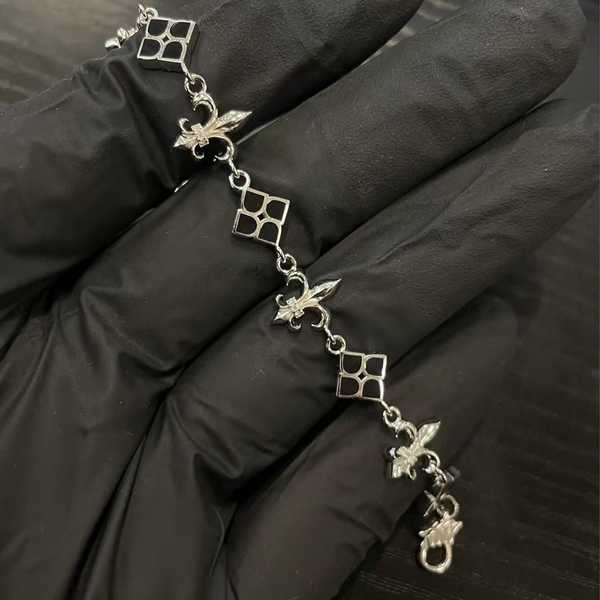 D.Desirable Free Style Eternal D Bracelet