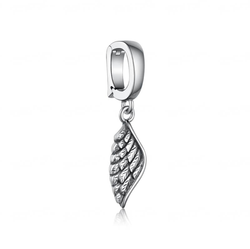 D.DESIRABLE - Angel Wing Pendant